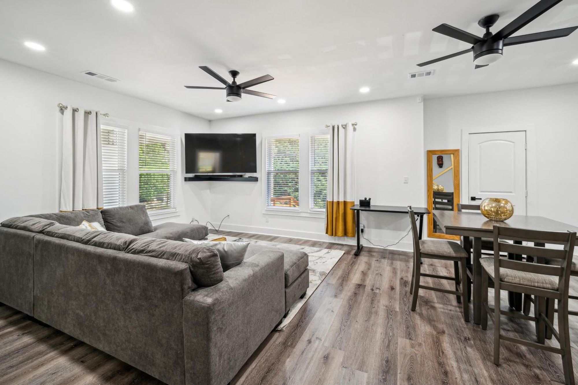 Centrally Located Home In Atlanta-10 Mins From Ga Aquarium, Mercedes Benz Stadium, & Much More 외부 사진